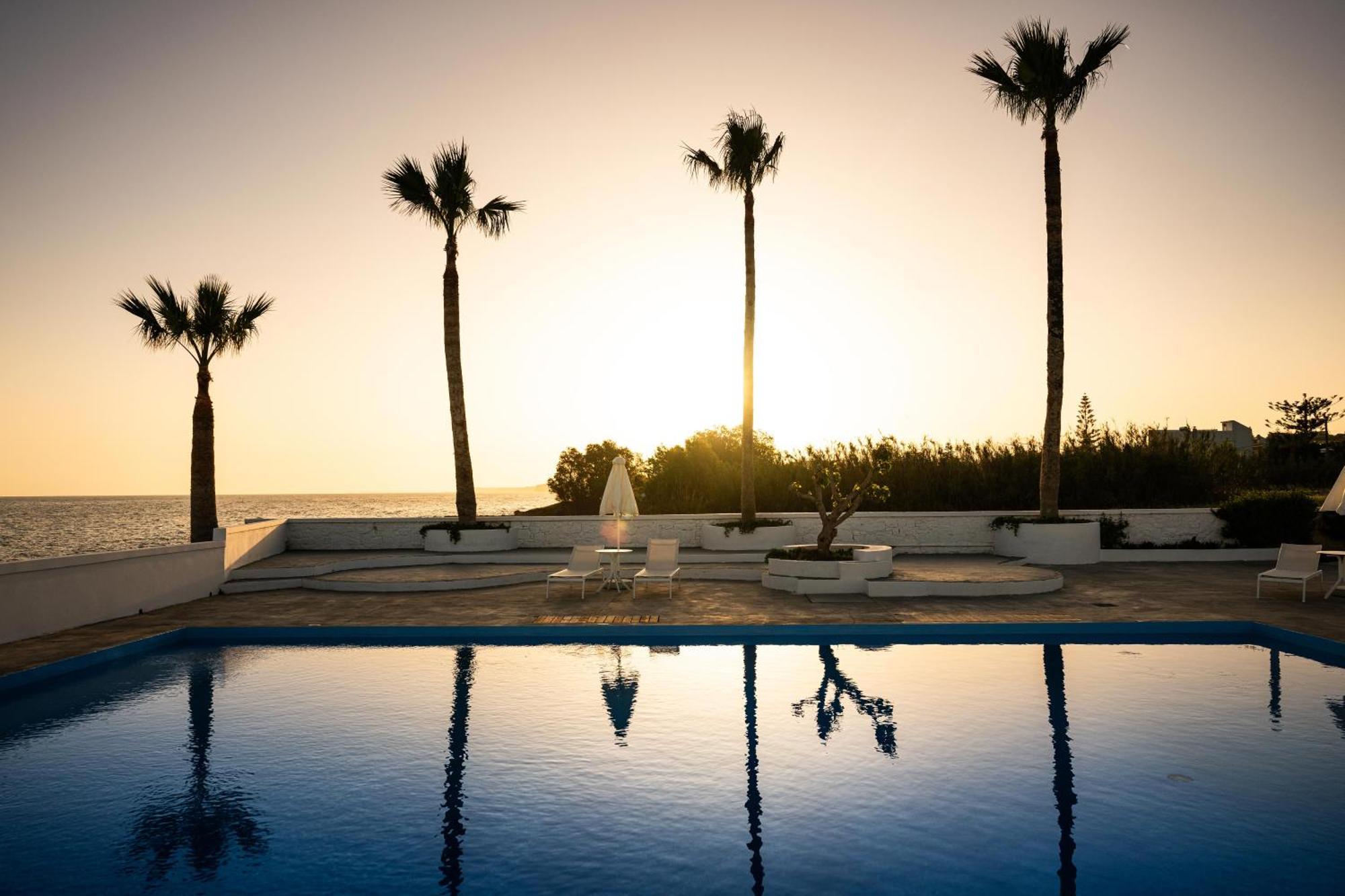 Thalasses Adelianos Kampos Exterior foto